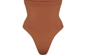 Женские трусы Skims