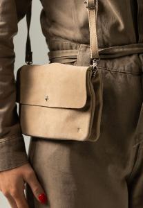 Клатч Manfield, бежевый