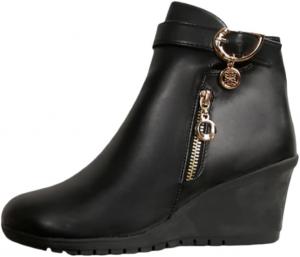 SPKFHD Женские черные модные короткие ботинки - танкетка, круглый носок, боковая молния, металлическая отделка - подходят для повседневного ношения или работы.