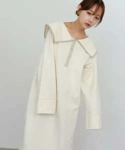 Платье-футляр с большим воротником и отделкой кантом