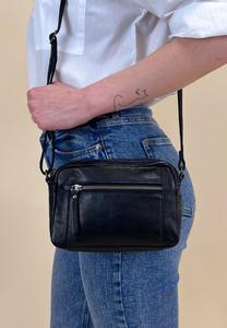 Сумка через плечо Gusti Leder, черный