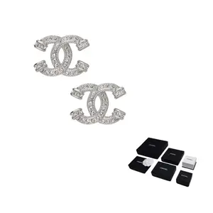 CHANEL Серебряные металлические серьги для женщин