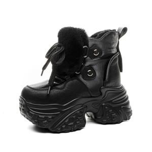 Shoe cabinet floral language Женские короткие зимние сапоги с черной подкладкой из флиса, цвет Black [Fleece-Lined]