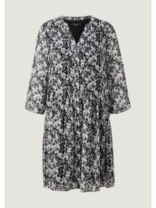 Comma Платье цвета 99B7_черный