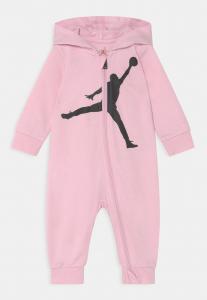 Комбинезон JUMPMAN HOODED COVERALL UNISEX Jordan, цвет pink foam