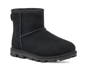 Ботинки UGG Essential, черный