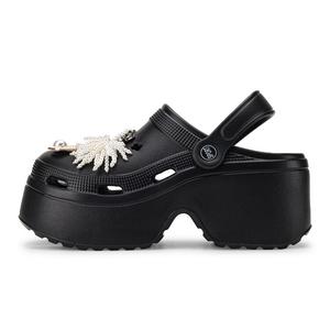 Сабо женские Xmistuo, цвет 5052-17 Khaki Pearl Bear