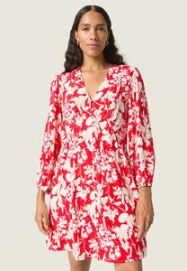 Платье-рубашка Soaked in Luxury, красный