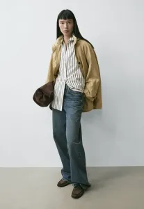 Блузка с декоративными швами и застежкой на пуговицы. Massimo Dutti, Light Yellow