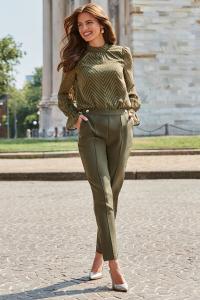 Атласная блузка с шевронным принтом Sosandar, зеленый