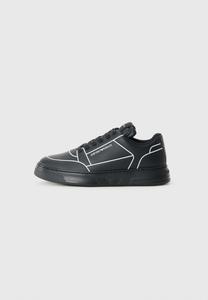 Кроссовки Emporio Armani Trainers, Black/Off White/Black