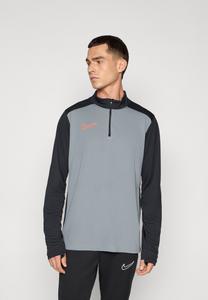 Топ Nike Performance ACADEMY DRILL TOP, Cool Grey/Black/Bright Crimson/Grey