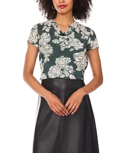 Топ с короткими рукавами и воротником-хомутом Vince Camuto, зеленый