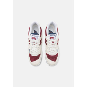 Кроссовки BB550 UNISEX New Balance, белый