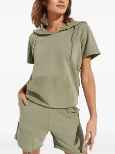 Футболка с капюшоном и карманом Seroya, зеленый