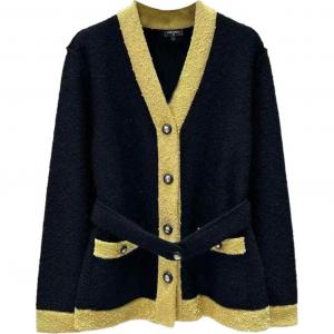 Chanel Трикотажная женская черная футболка с V-образным вырезом, средней плотности ткани, другие цвета