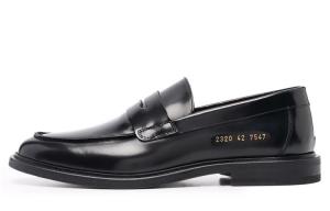 Повседневные кожаные туфли мужские черные COMMON PROJECTS