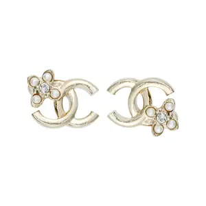 Золотые серьги-гвоздики для женщин Metal Stud CHANEL