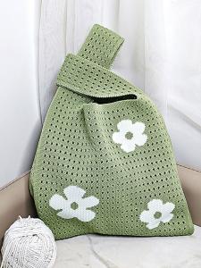 Выберите один из 2 видов вязаных сумок для женщин.