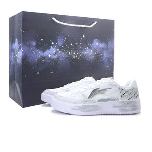 Понтонные лодки легкие и дышащие низкие кроссовки для скейтбординга unisex LINING, белый