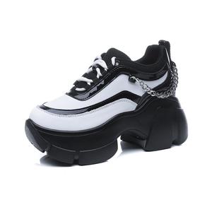 Массивные кроссовки Women's A poinsettia princess, белый