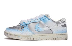 Nike Женские низкие скейтборд-кроссовки Dunk REGO Hot Dog, Silver Sea Pearl Heart, сине-бело-серебристые