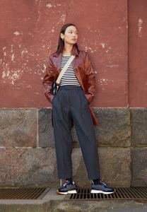 Кроссовки New Balance, черный Ws327, черный