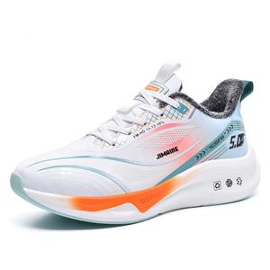 King Jinmai Скользоустойчивые утепленные низкие повседневные туфли мужские бело-оранжевые с флисовой подкладкой, цвет White Orange Fleece-Lined