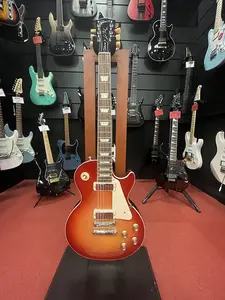 Gibson Les Paul '70s Deluxe 2021 - настоящее время - Вишневый солнцезащитный оттенок