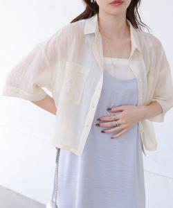 Прозрачная короткая блузка-рубашка