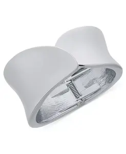 Массивный браслет золотистого оттенка I.N.C. International Concepts, серебряный