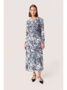 Платье до колена Soaked in Luxury