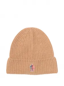 Рифлёная шапка с нашивкой-логотипом Moncler Grenoble, светло-коричневый