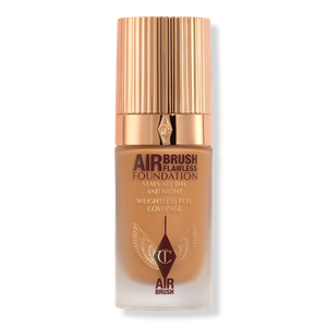 Безупречная тональная основа, нанесенная аэрографом Charlotte Tilbury, 10 Warm (tan with warm undertones)