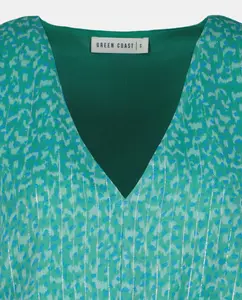 Короткое платье с коротким рукавом и деталью из заклепок Green Coast, зеленый