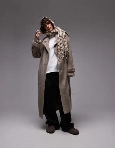 Надеть пальто цвета тауп Topshop