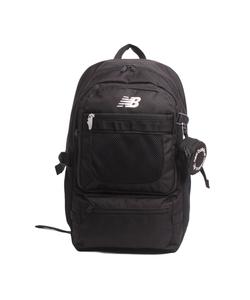 Рюкзак объемом 32 л с дополнительным отделением.