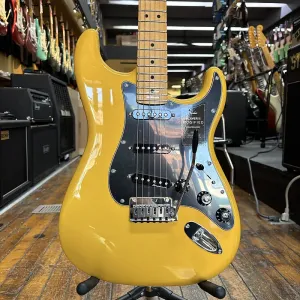 Электрогитара Fender Player II Modified Stratocaster Sunshine Yellow с мягким чехлом