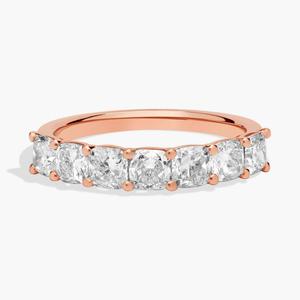 Кольцо с семью выращенными в лаборатории бриллиантами огранки «кушон» из розового золота 14 карат (1 1/2 карата, два камня — FG / VS2-SI1) Blue Nile