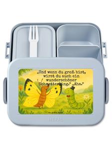 Mr. & Mrs. Panda Дизайн бенто-бокса в виде гусеницы и бабочки с надписью, выполненный в пастельно-голубых тонах