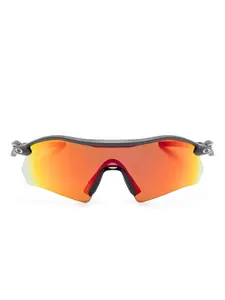 Солнцезащитные очки Radar Plate Oakley, серый
