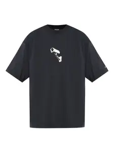 Футболка с принтом камеры VETEMENTS, черный