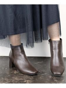 Короткие ботинки с квадратным носком 9022 Liberty Doll, цвет Dark Brown Pu