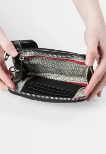 Чехол для телефона cloudberry Aunts & Uncles, Jet Black