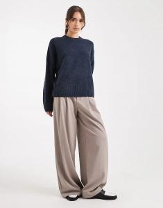 Мягкий джемпер Vero Moda с круглым вырезом темно-синего цвета