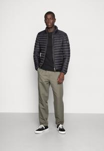 базовая футболка 5 PACK Pier One, черная