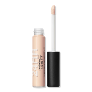 Корректирующий консилер Studio Fix 24-Hour Smooth Wear Fluid MAC, NW10 (fair beige w/ neutral undertone for fair skin)