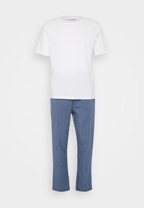 Пижамный комплект JACBACIS TEE AND PANTS GIFTBOX Jack & Jones, белый