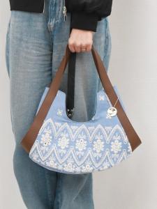 Сумка-шоппер из вышитой ткани Cachecache