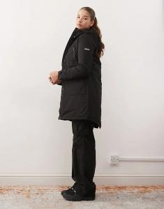 Водонепроницаемая куртка Regatta Valenta черного цвета